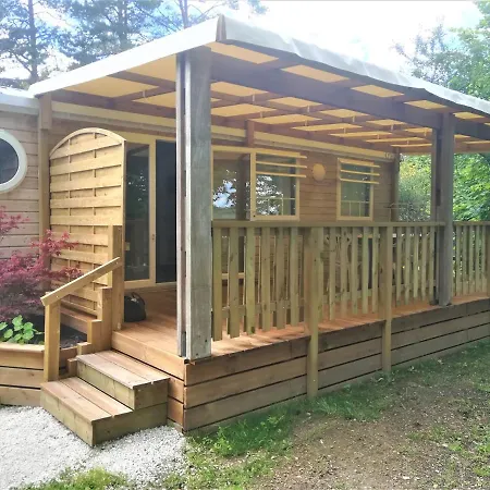 邓根图洛莱斯小屋酒店 假日公园 萨尔拉拉卡内达