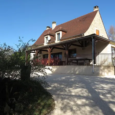 邓根图洛莱斯小屋酒店