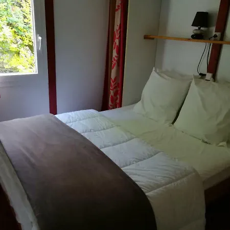 Les D'argentouleau Üdülőpark 3*