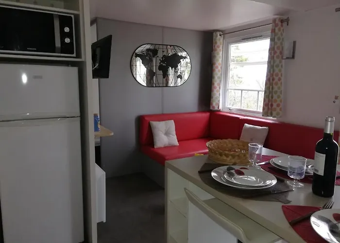 Les D'argentouleau Holiday park Sarlat-la-Caneda